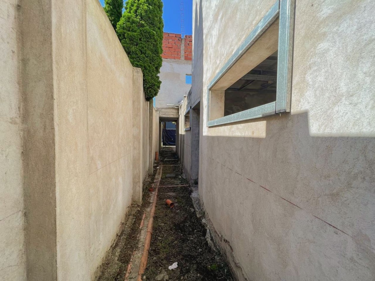 Lote con Construccion