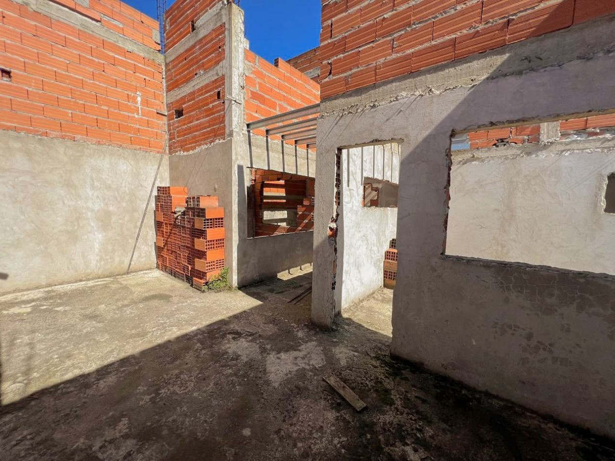 Lote con Construccion