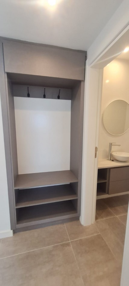 Piso de 3 ambientes Plaza Mitre