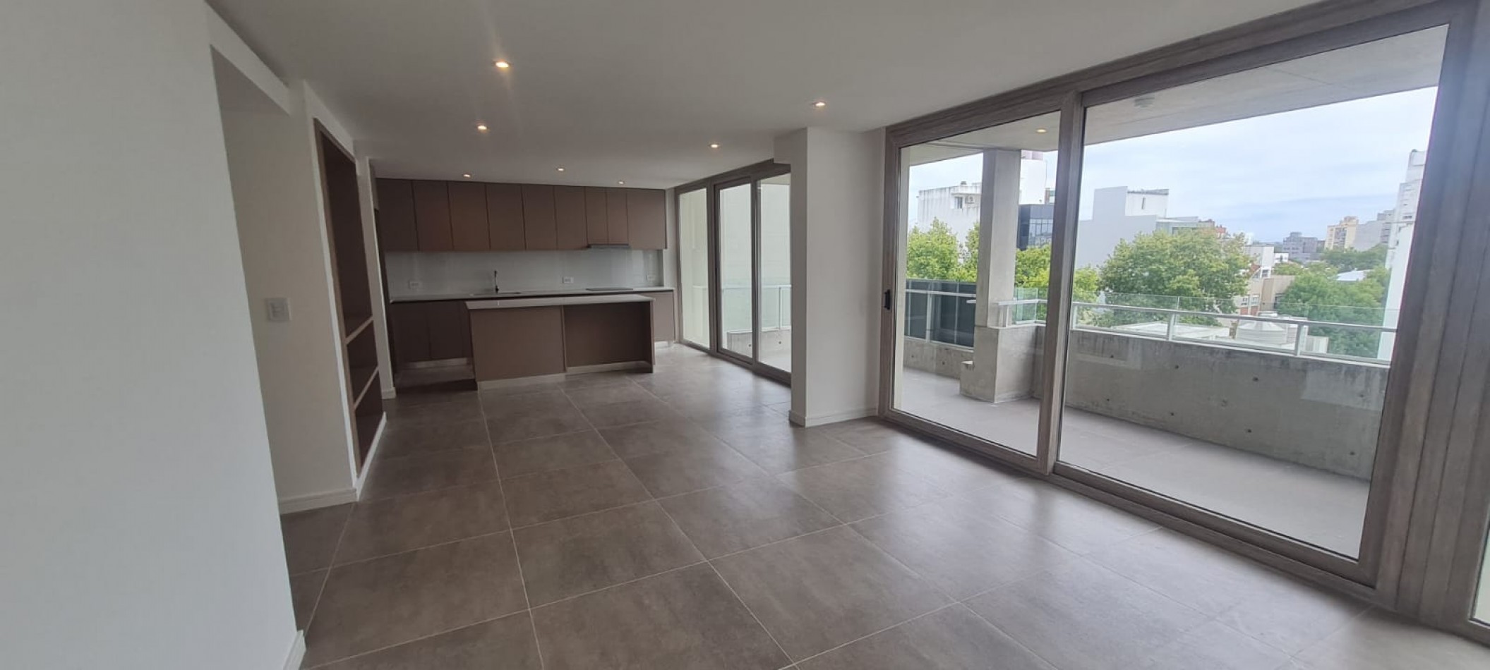 Piso de 3 ambientes Plaza Mitre